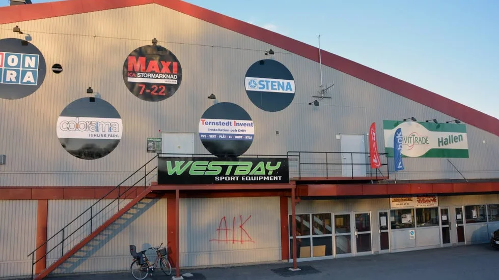 Supporterbussen med Tingsrydsfans på väg hem tappade två däck efter bara några kilometer. Nu är utredningen kring händelsen nedlagd.