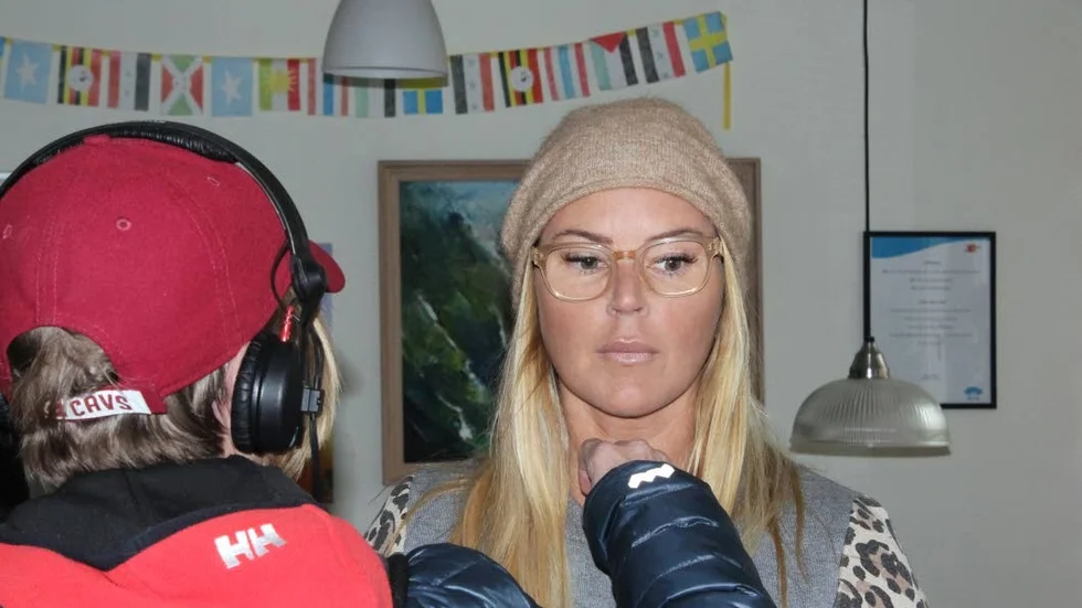 Magdalena Graaf förbereder sig för inspelning.