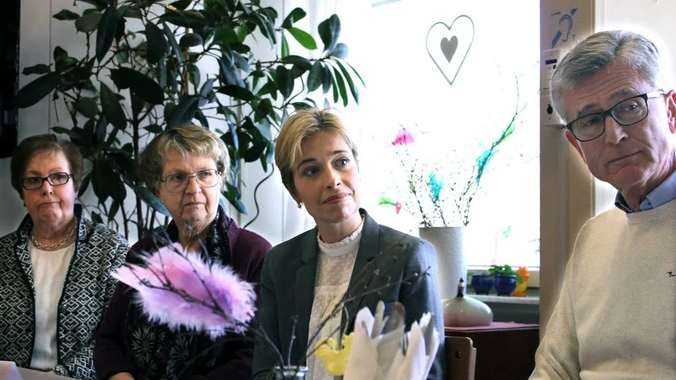 Birgitta Egberth, Eiwor Englund, socialförsäkringsminister Annika Strandhäll (S) och Jangunnar Hjalmarsson (S).