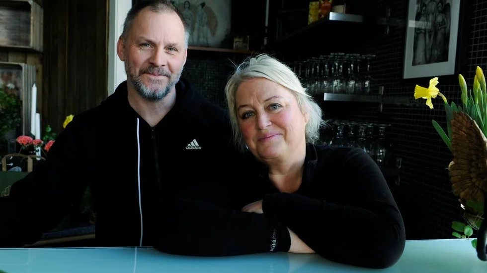 Sussi Johansson och Kjella Asp ville satsa på något nytt. Till att börja med ska Sussi jobba i kaféet.