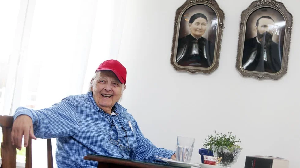 Författaren Sven Wernström har avlidit. Han blev 93 år gammal.