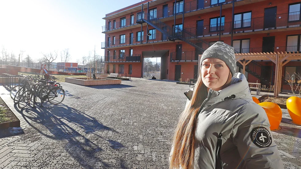 Joanna Wätte flyttade nyligen in i en tvårummare i K-fast:s nybygge i Västra Munktellstaden. "Jag har stått i kö i fem år och hade en hel del att välja på", säger hon.