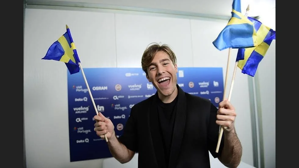 "Han var jätteglad och är väldigt trevlig. Han har mycket energi", säger Dridrik Franzén om Benjamin Ingrosso som han efterfestade ihop med efter finalen i Lissabon.