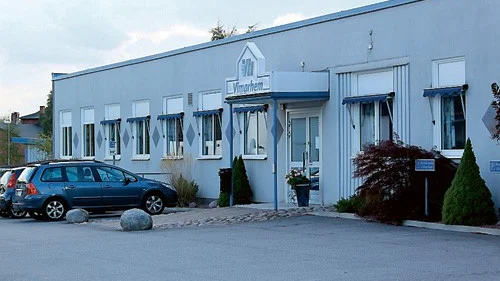 Klart för städning. Vimarhem har upphandlat sina städinköp och det omtalade företaget CA Städservice kommer att städa Vimarhems lokaler fram till åtminstone 2016.