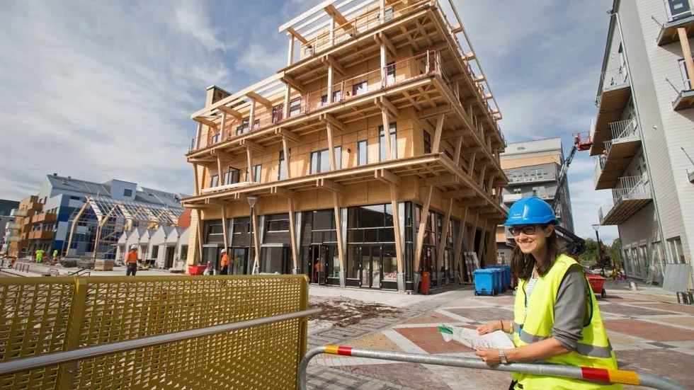 Vinnare. iValla är ett föränderligt trähus med fyra våningar. Huset är byggt i små boxar och de boende kan lätt flytta väggar, kök och badrum.