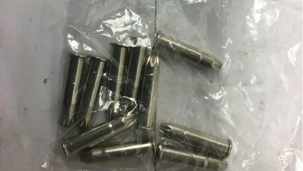 Polisen hittade även ammunition.