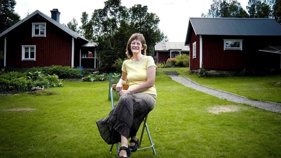 Fladdermusvänligt. Fladdermössen trivs hos Mariann Gustafsson i Gössebäck, Odensvi.