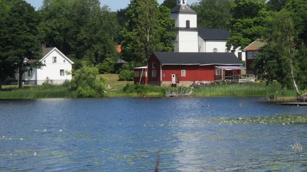 Lördag 7 september blir det ovanligt nog helgmålsbön i Trehörna kyrka.
