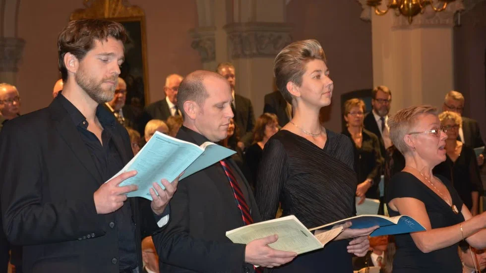 Finstämt. Solistkvartetten imponerade över hela registret. Från höger: Marie Dimpker (sopran), Maria Erlansson (alt), Michael Stenbäck (tenor), Linus Börjesson (bas).