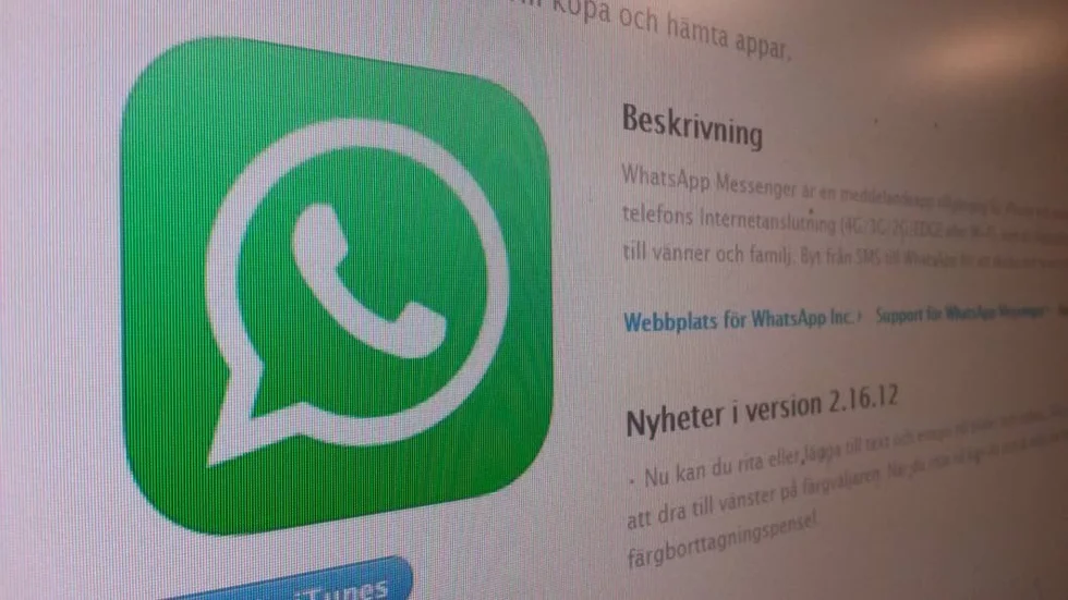 Polismannen ingick i en sluten grupp på WhatsApp som kallar sig för "Tissel och tassel".