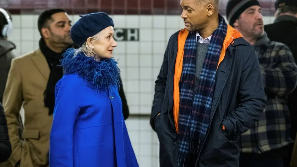 Will Smith spelar den mycket plågade Howard, som får hjälp av Döden (Helen Mirren), Kärleken och Tiden för att gå vidare efter en personlig förlust i "Skönheten i allt".