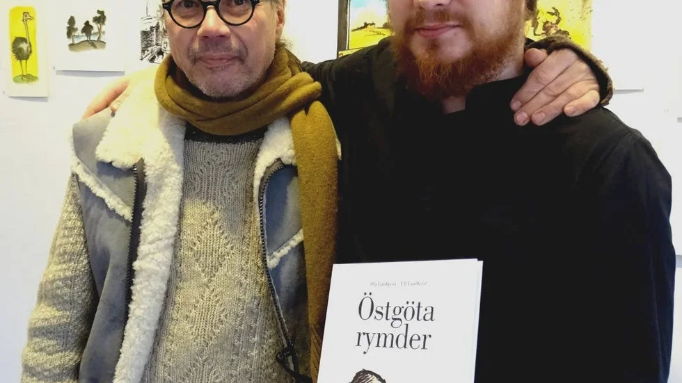 Far och son. Ulf Lundkvist, född 1952 i Norrköping har tecknat i ETC och DN, bland annat. Sonen Ola Lundqvist, litteraturvetare och poet, har skrivit texterna i reportagesamlingen.