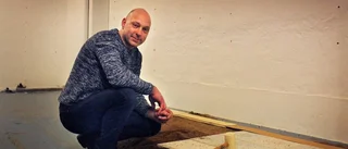 Deras robot kan lägga golv