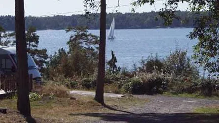 Hallmare Camping och Havsbad firar i år 40 år med samma ägare och räknar med en fullsatt sommar.