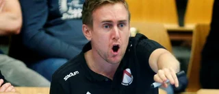 Harnesk utvisad i tunga debuten