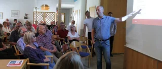 Fullsatt möte om vägbygget