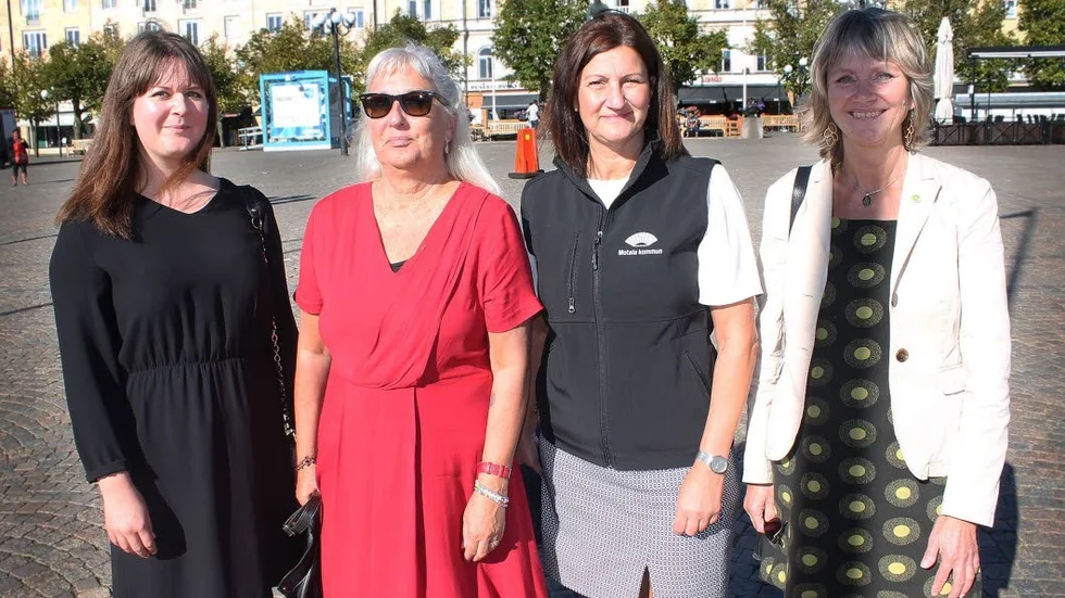 Kommunens planarkitekt Josefine Svensson, Kerstin Lundberg (V), Camilla Egberth (S) och Agneta Niklasson (MP) hoppas på många trevliga förslag.
