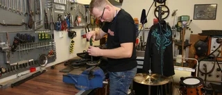 Mixar musik och bilvård i samma företag