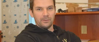 Han tog firman och lämnade huvudstaden