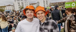 BILDEXTRA: Fastnade du på bild i festen och vimlet?