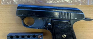 Pistol och amfetamin låg under kudden 