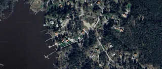 143 kvadratmeter stor äldre villa i Bredsand, Enköping såld för 6 700 000 kronor