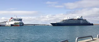 Lyxkryssaren Le Champlain har angjort kajplats fyra