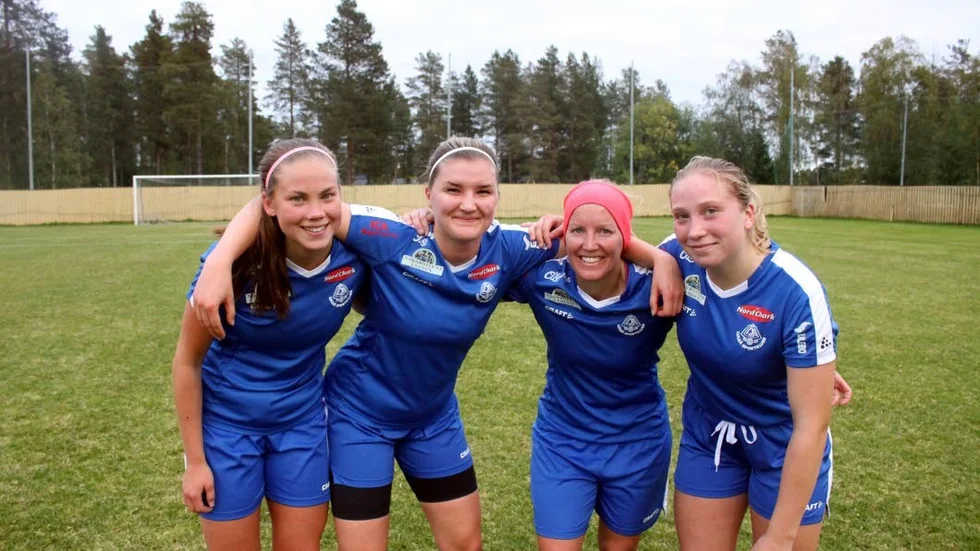 Fyrklövern som avgjorde finalen. Luleå SK:s målskyttar från vänster Elin Engström, Anna Stenberg, Malin Sundqvist och Agnes Hedlund.