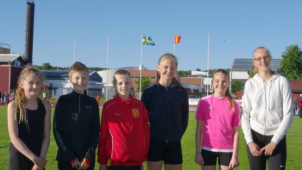 Starka friidrottare. Från vänster: Vera Sjödin, Gustav Wickgren, Hampus Gull-Åhlund, Wilma Fjäll, Mollie Gavin, 
Linnea Westerberg.