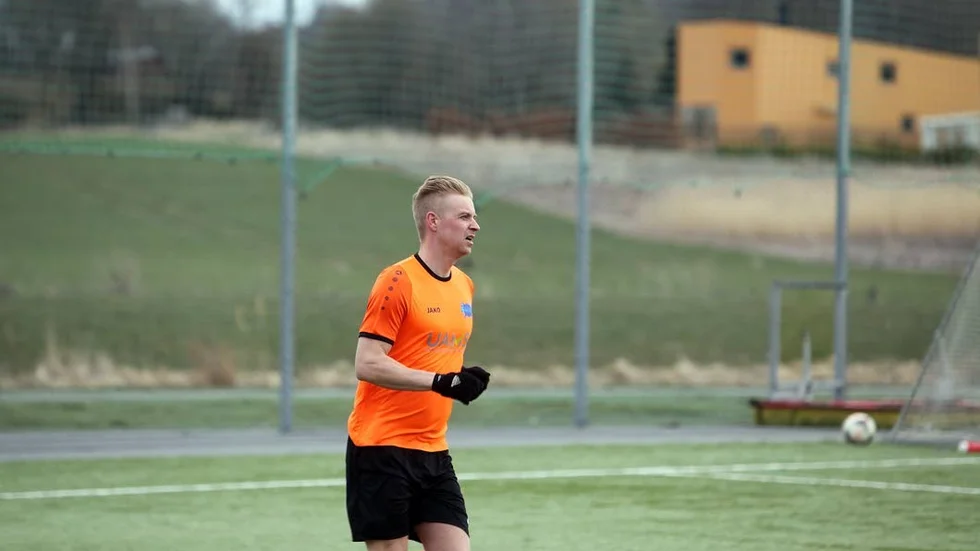 Målade. Jimmy Kristiansson nätade för Bålsta Sanering.
