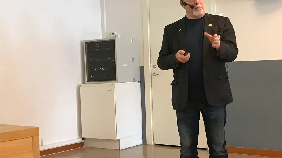 Curt Persson berättade underhållande om Luleås historia.