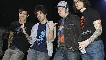 Fall Out Boy - USA:s just nu hetaste band -  spelar i Stockholm på tisdagen.