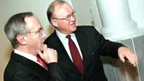 Nordeas koncernchef Lars G Nordström och statsminister Göran Persson lovordade båda Uppsalas tillväxtpotential när de på torsdagskvällen besökte Folkets hus.