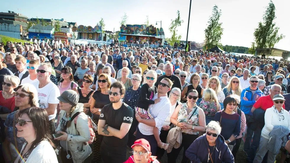 Under festivalen har området och vägbanan vid rondellen i Norra hamn varit avstängt för att rymma både nöjen och publik.