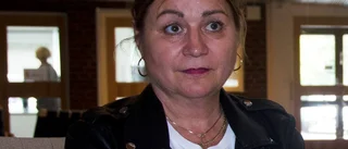 Kvällsstängd simhall upprör