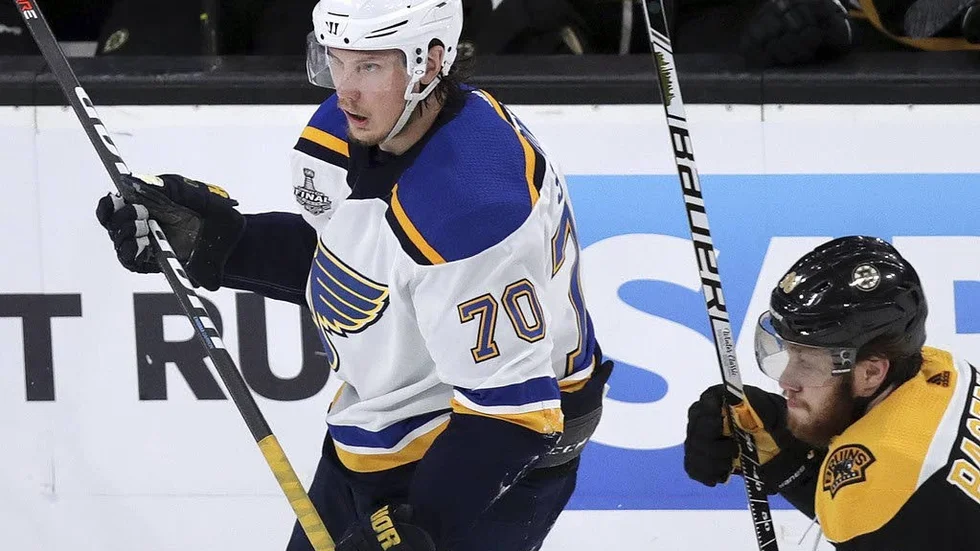 Oskar Sundqvist är klar för fyra år med St Louis Blues.