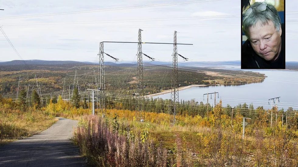 Strömavbrotten är en plåga för renskötaren Kjell-Erik Tuolja, trots att han bor bara en mil från Porjus kraftstation. Föreskrifter i naturreservatet gör att Vattenfall inte kan renovera elledningen (obs, ej denna elledning).