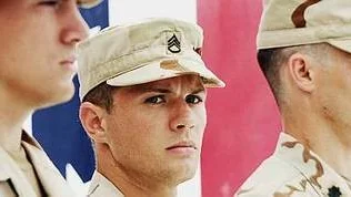 Ryan Phillippe gör en fin insats i rollen som soldaten Brandon King. När han återinkallas för tjänstgöring i Irak bestämmer han sig för att fly.