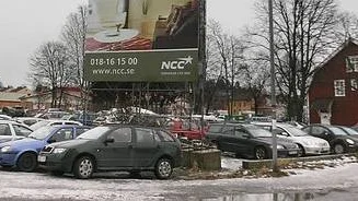 En detaljplan för västra kvarteret Segerdal är ute på samråd. Där pendlarparkeringen är ska det troligen bli ett kommunhus.