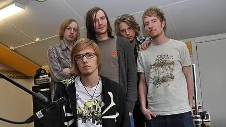 Johannes Karlsson, Sebastian Sander, Tjet Gustafsson, Robin Ahnlund och Jyyso Savolainen i Safemode.