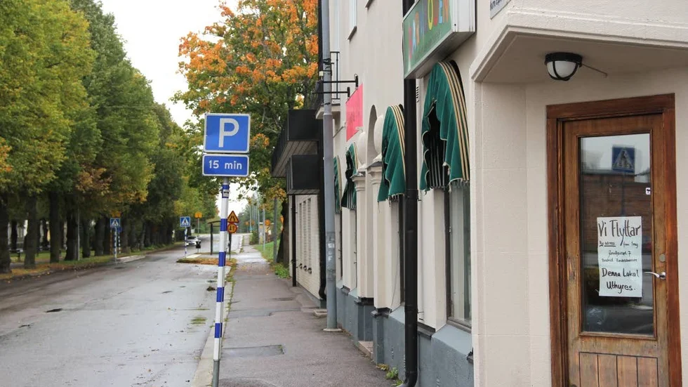 Så här ser det ut lite längre bort på samma gata där det inte finns några affärer.