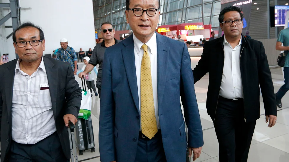 Sam Rainsy på en flygplats i Indonesien 2019. Arkivbild.