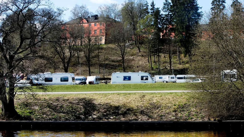 Camping. Ännu en spontan camping har upprättats, den här gången på Kapområdet.