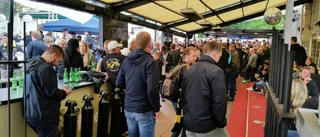 AIK-fansen på plats i Uppsala