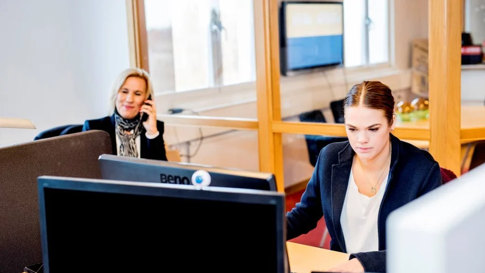 Flytt. Till jul flyttar Carina Bergström och Kristin Lagergreen tillsammans med övrig personal på Trippus från kontoret på 
S:t Olofsgatan till större lokaler på Kungsgatan. ?Foto: Patrik Lundin