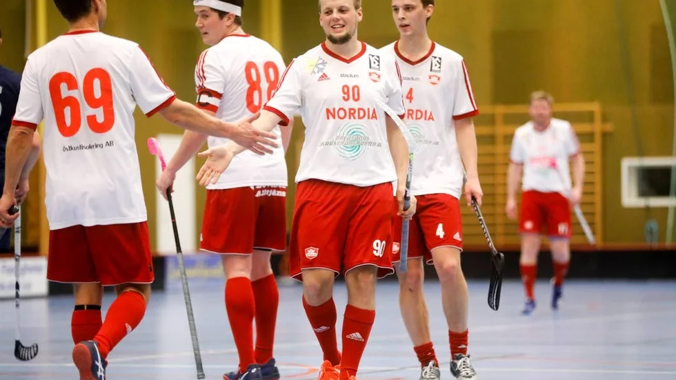 Målkalas. Joacim Redlund(90), fyramålsskytt.