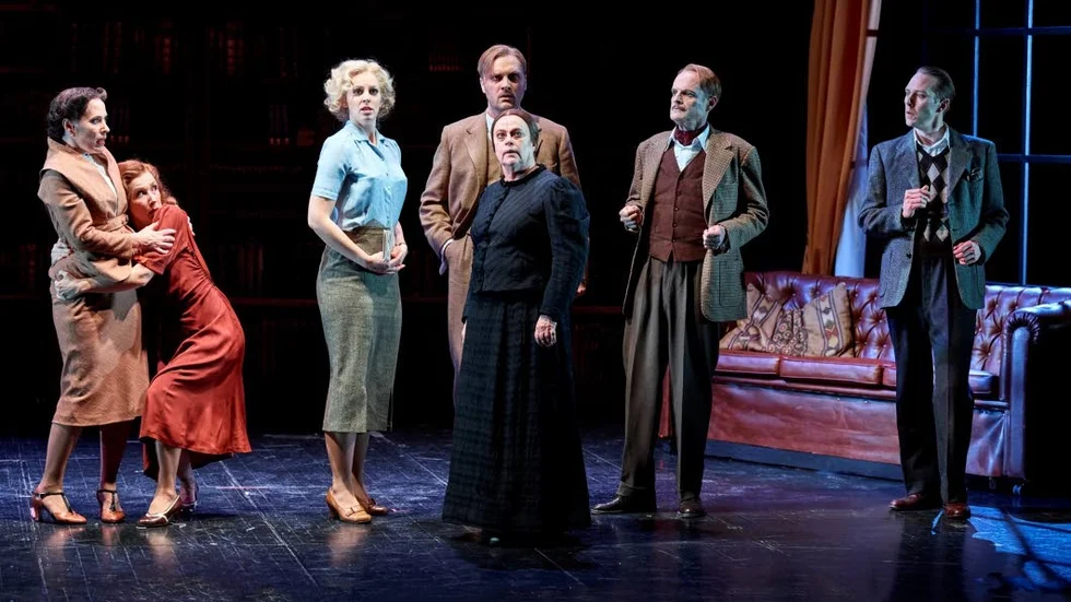 Nadia Hussein, Mikaela Ramel, Linda Kulle, David Rangborg, Anna Carlsson, Jacob Ericksson och Jesper Feldt.