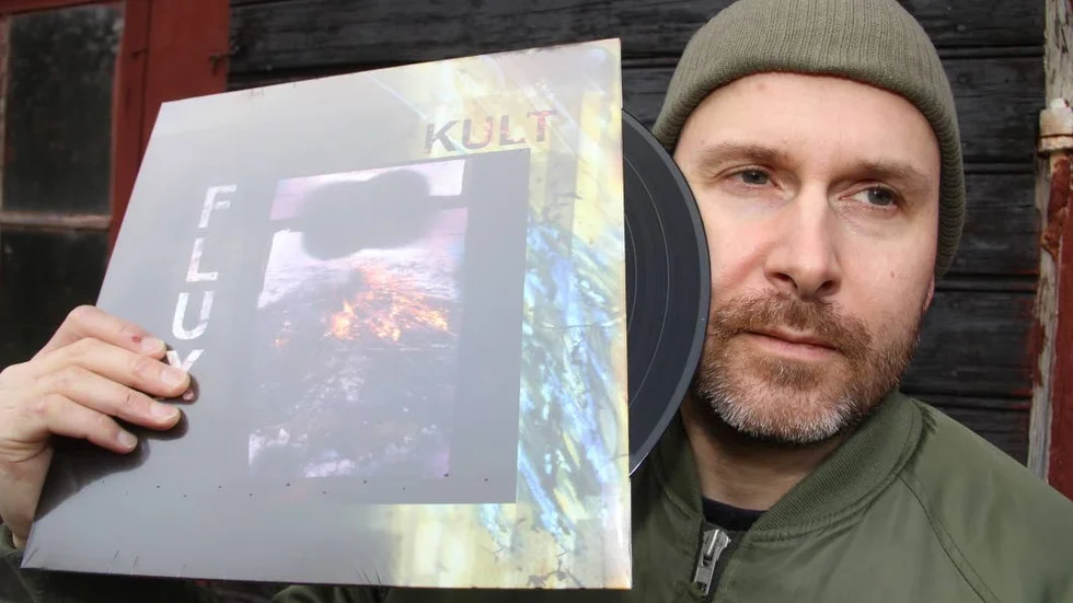 Vinyl. Mattias Windemo är attraherad av vinylen och släpper Flux´s nya produktion, där han är en av medlemmarna, på vinyl.