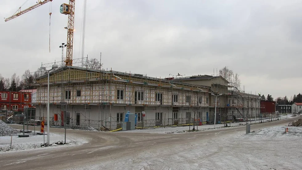Snart klart. Äldreboendet i Bredsand planeras att vara klart i augusti, två månader innan det i Älvdansen vid Resecentrum ska öppna.