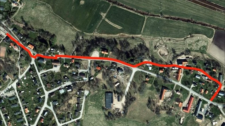 Den här sträckningen tänker sig ÖSK för den efterlängtade gång- och cykelvägen mellan Vena och Främsteby.
